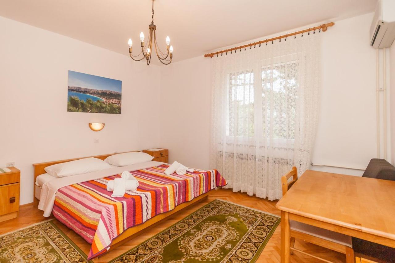 Apartments Surfinia Baška Eksteriør billede